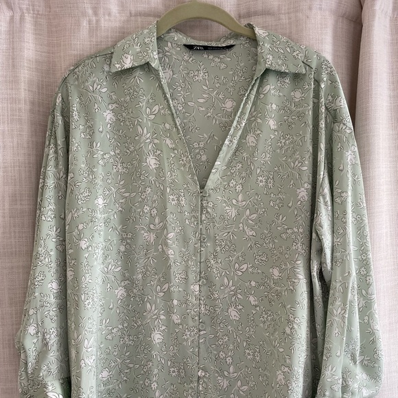 Zara silk blouse - Picture 2 of 4